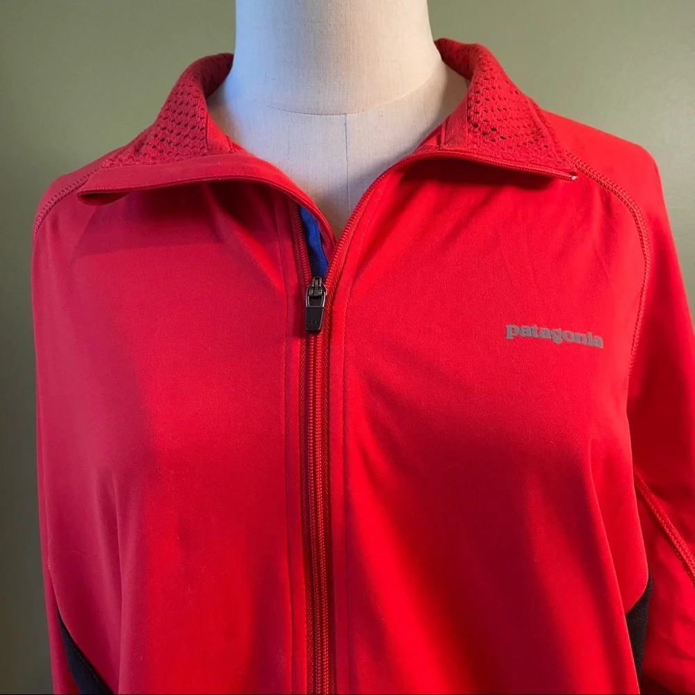 Patagonia Men’s Red Wind Shield Zip Front Jacket - Size Medium